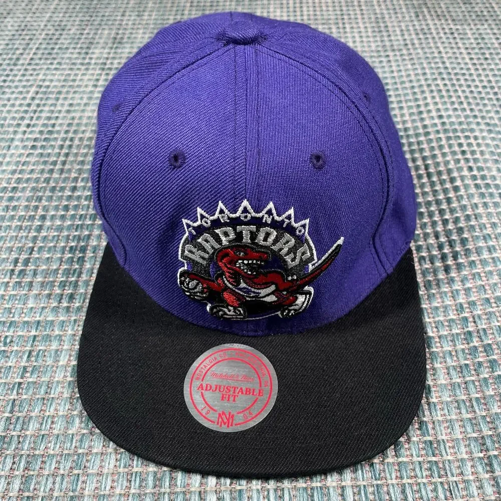 Mitchell & Ness‎ Toronto Raptors SnapBack hat Purple Men’s Preowned